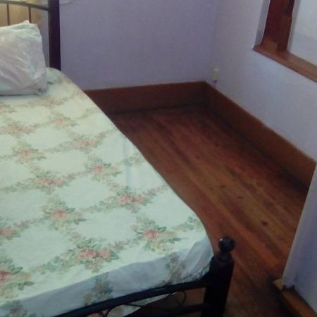 Port of Spain Robert'S Guest House מראה חיצוני תמונה